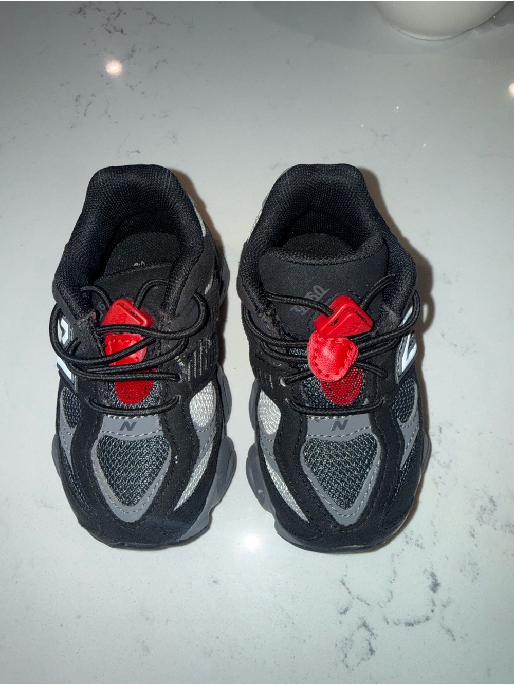New Balance toddler 5 Black, Gray & Red Lace-Up Sneakers